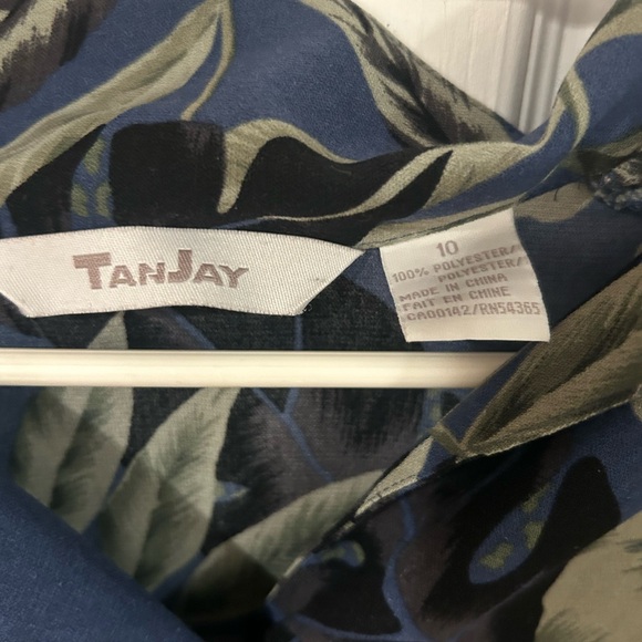 Leaf Print Blue and Green Women's Top - Picture 2 of 3